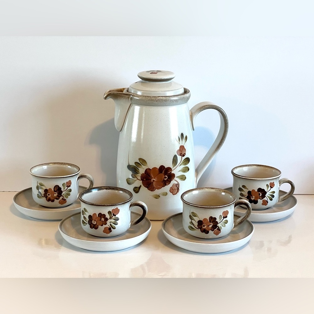 DENBY Langley Coffee Pot w/ 4 Cups & Saucers Serenade Floral Pattern Stoneware